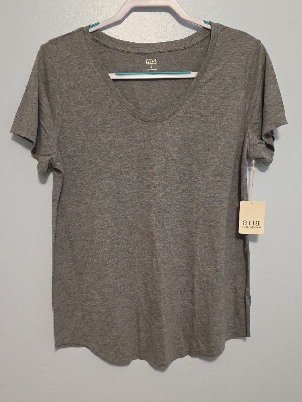 a.n.a Womens Scoop Neck Short Sleeve T-Shirt Large NWT